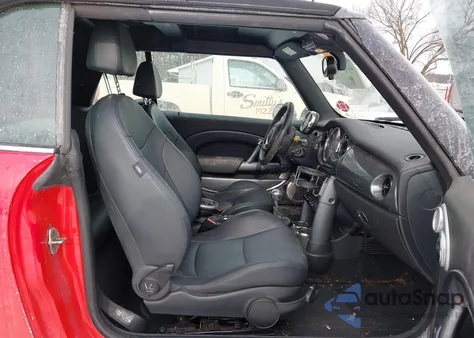 2007 Mini Cooper S z USA, uszkodzony, nr VIN WMWRH33507TJ44288